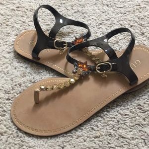 Guess Plastic Sandel with Gemstones Size 9-10.